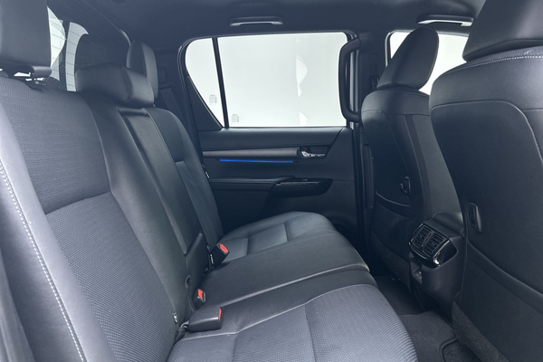 2024 Toyota Hilux Rogue 48V GUN126R 4X4 thumb-11