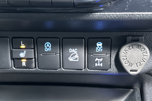 2024 Toyota Hilux Rogue 48V GUN126R 4X4 thumb-15