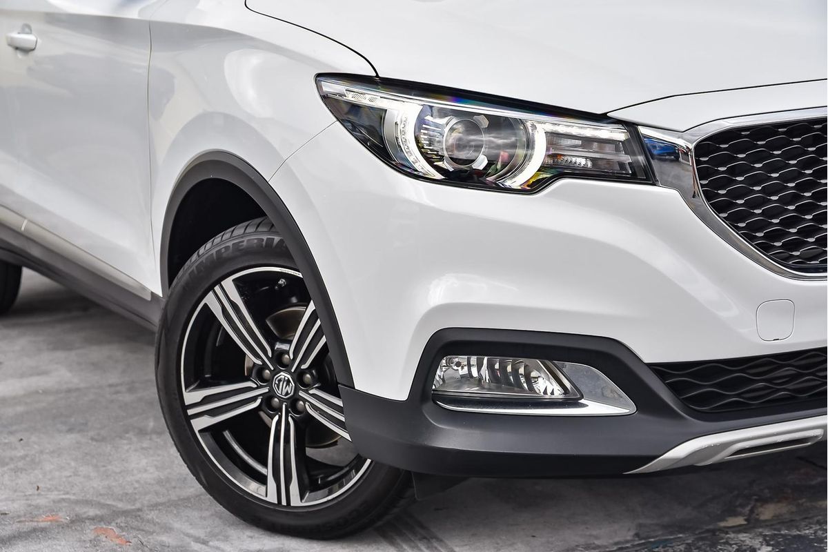 2019 MG ZS Essence AZS1