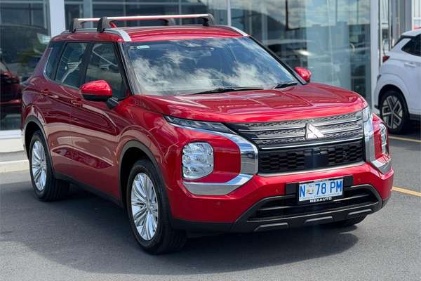 2022 Mitsubishi Outlander ES ZM