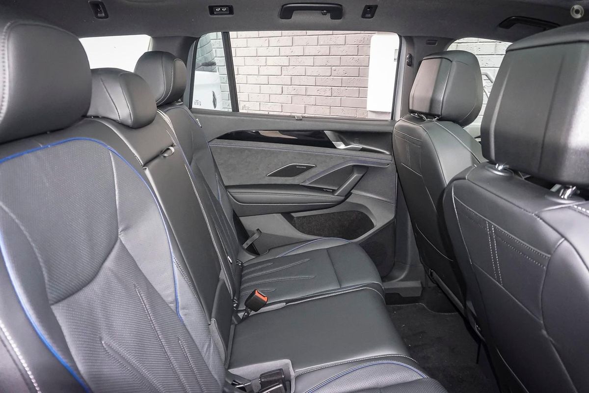 2026 Volkswagen Tayron 195TSI R-Line R4