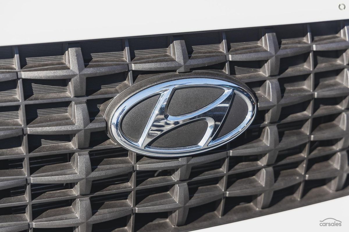 2025 Hyundai Venue Active QX.V5