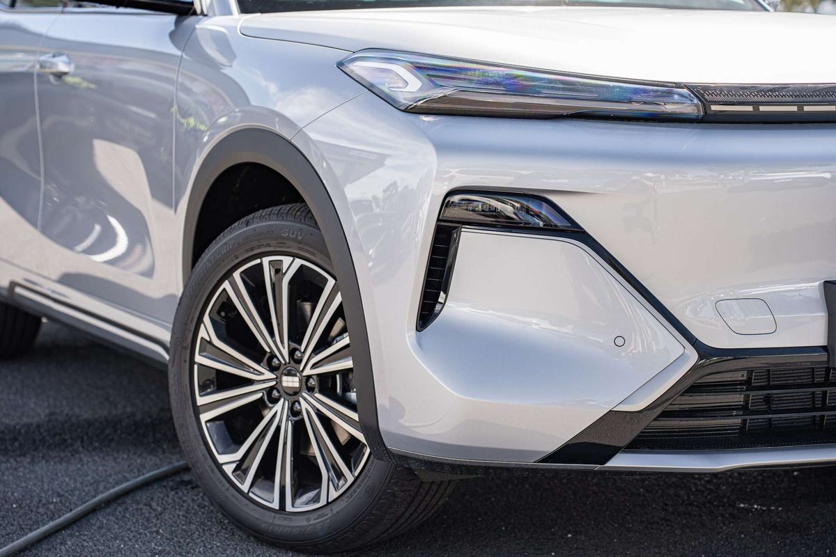 2026 Geely Starray EM-i Inspire Extended Range P145