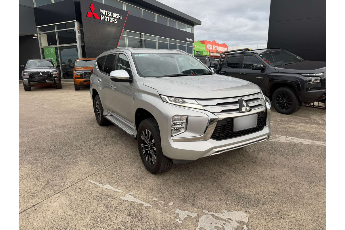 2023 Mitsubishi Pajero Sport GLS QF