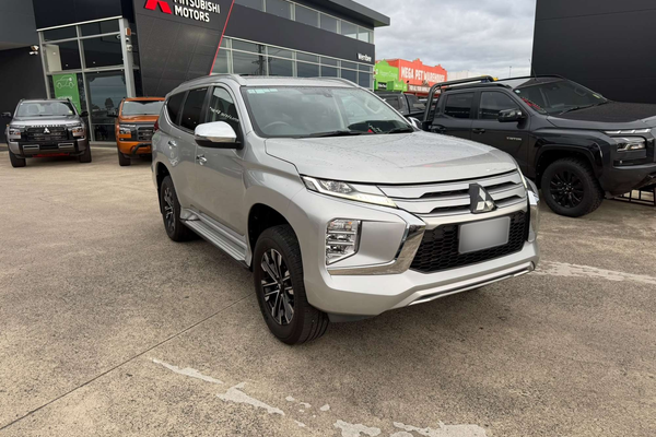 2023 Mitsubishi Pajero Sport GLS QF