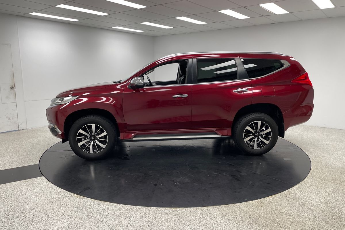2017 Mitsubishi Pajero Sport Exceed QE