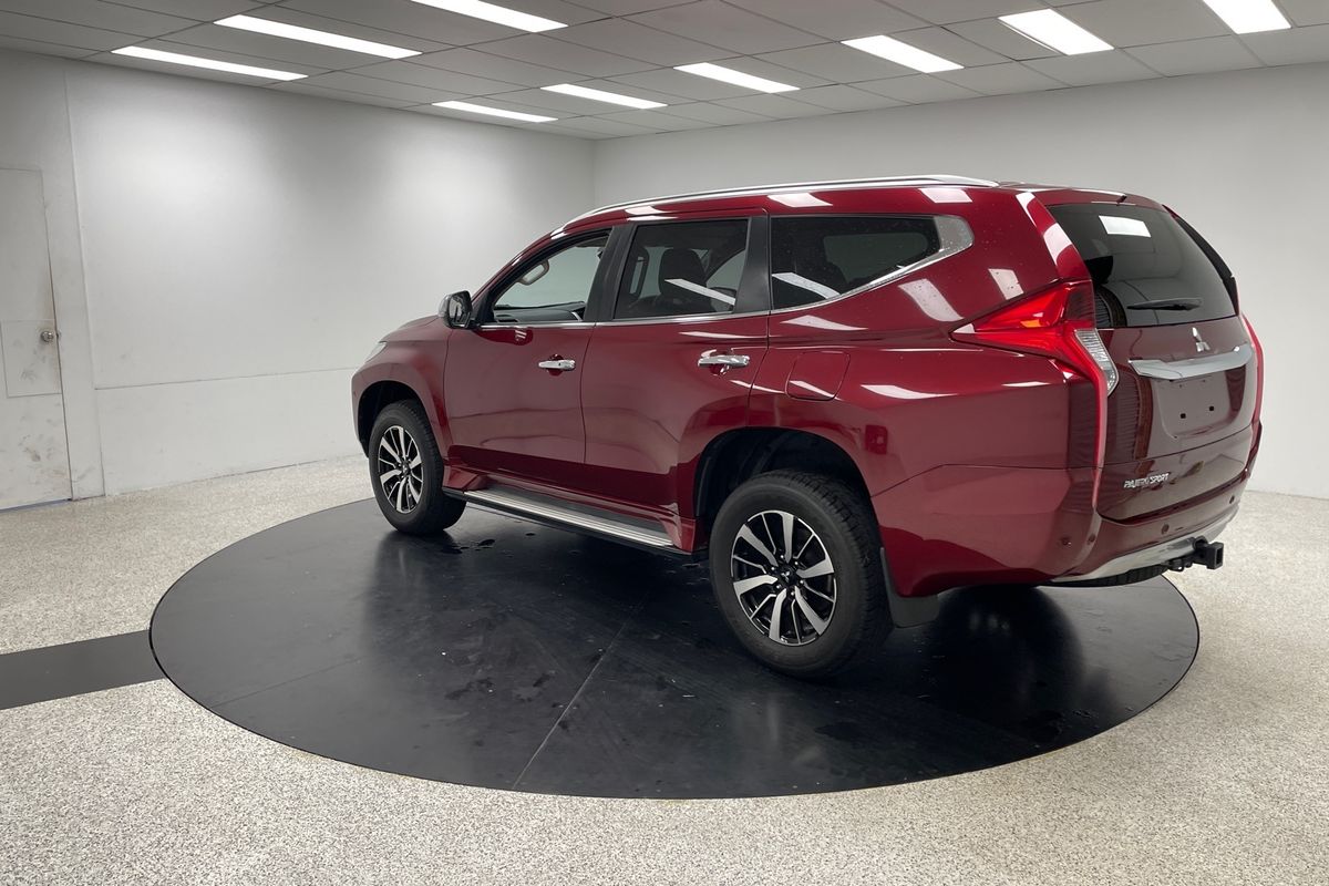 2017 Mitsubishi Pajero Sport Exceed QE