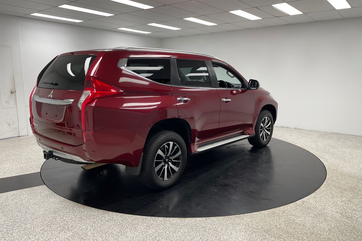 2017 Mitsubishi Pajero Sport Exceed QE
