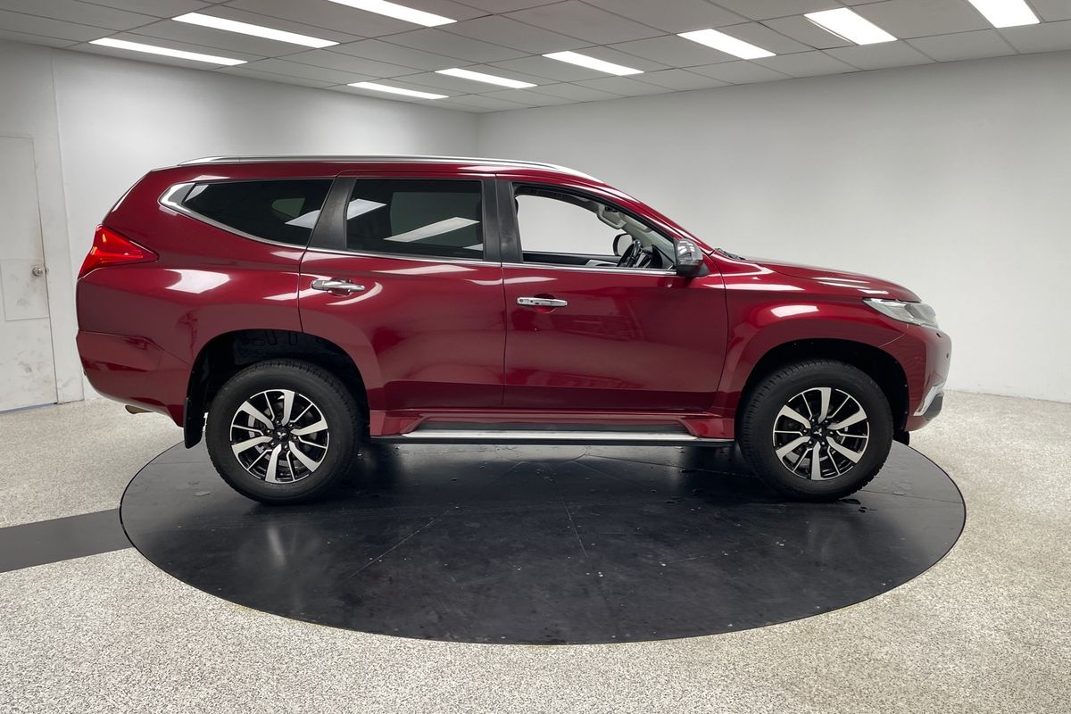 2017 Mitsubishi Pajero Sport Exceed QE