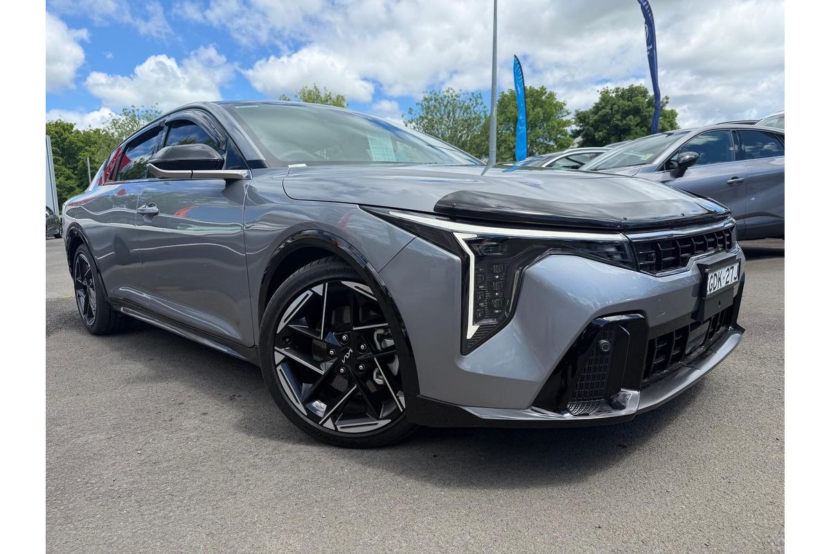 2025 Kia K4 GT-Line CL4m
