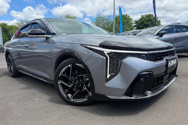 2025 Kia K4 GT-Line CL4m