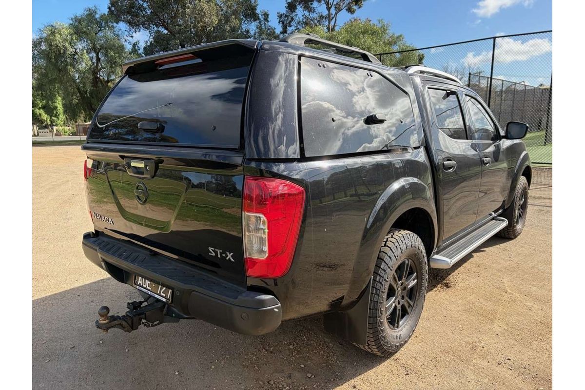 2017 Nissan Navara ST-X D23 Series 2 4X4 image 3