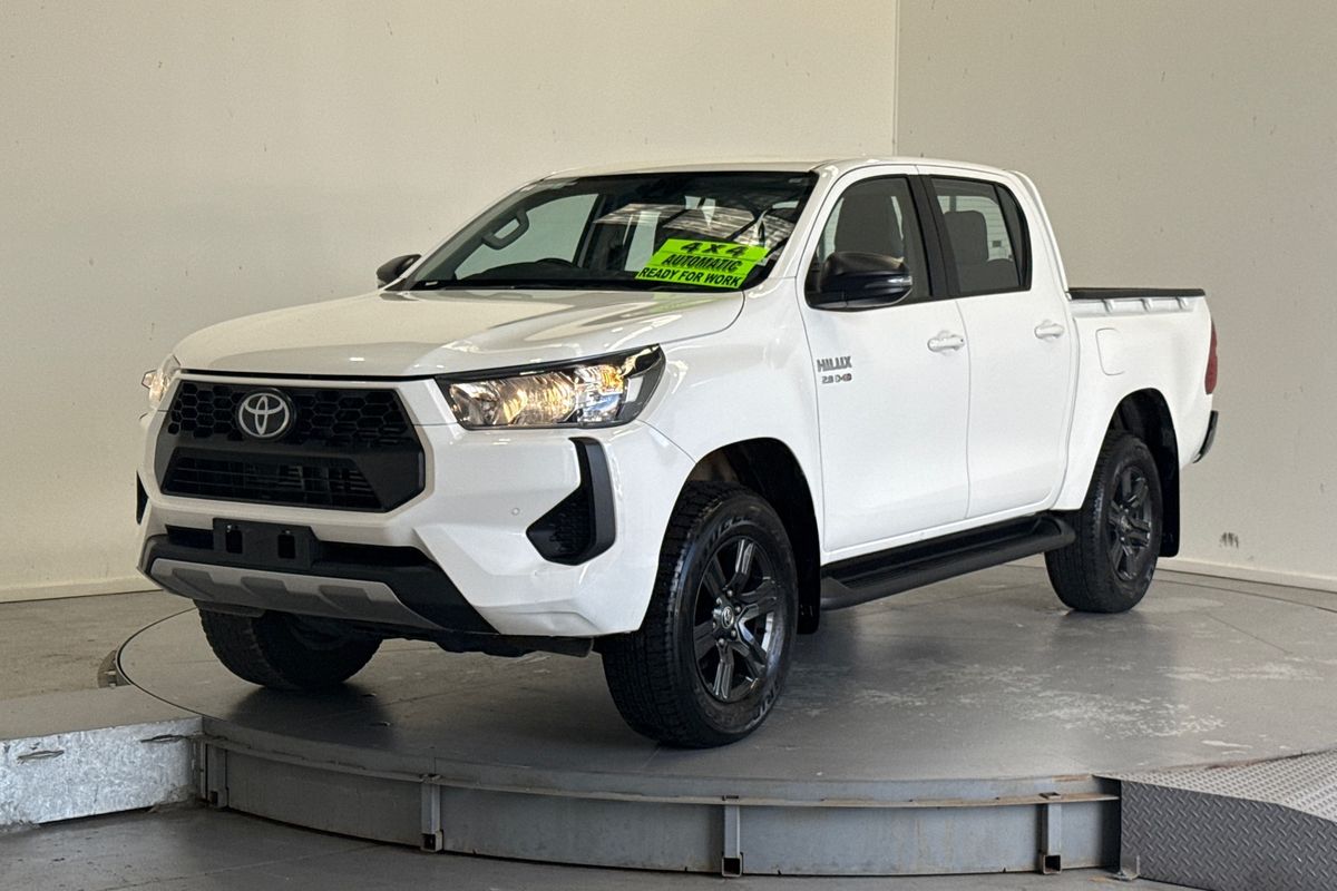 2025 Toyota Hilux SR 48V GUN126R 4X4