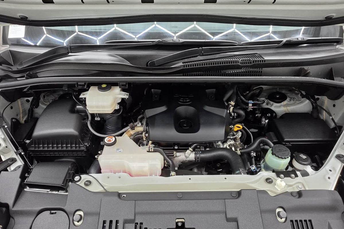 2023 Toyota Hiace GDH300R LWB
