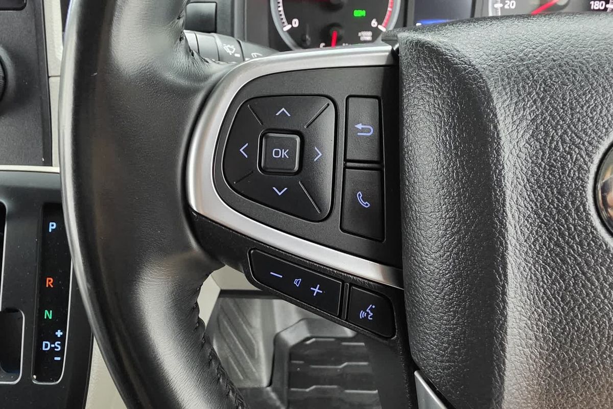 2023 Toyota Hiace GDH300R LWB