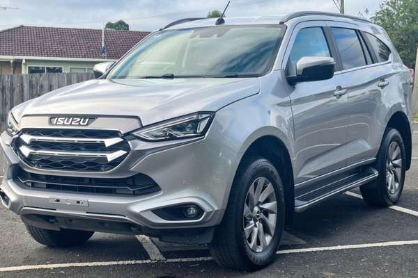 2022 Isuzu MU-X LS-U