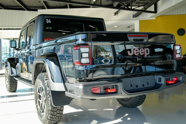 2026 Jeep Gladiator Rubicon JT 4X4 thumb-5