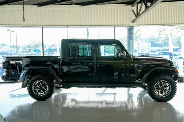 2026 Jeep Gladiator Rubicon JT 4X4 thumb-4