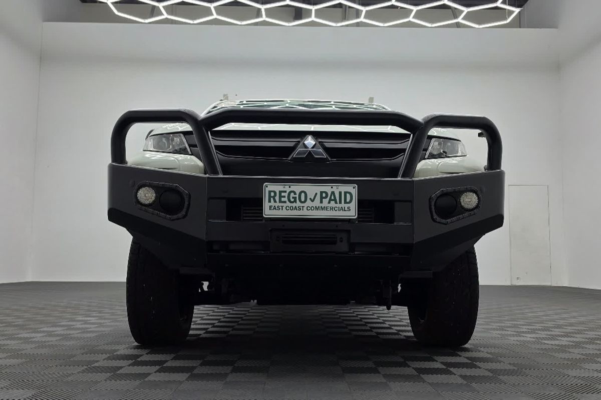 2022 Mitsubishi Triton GLX MR 4X4 image 9