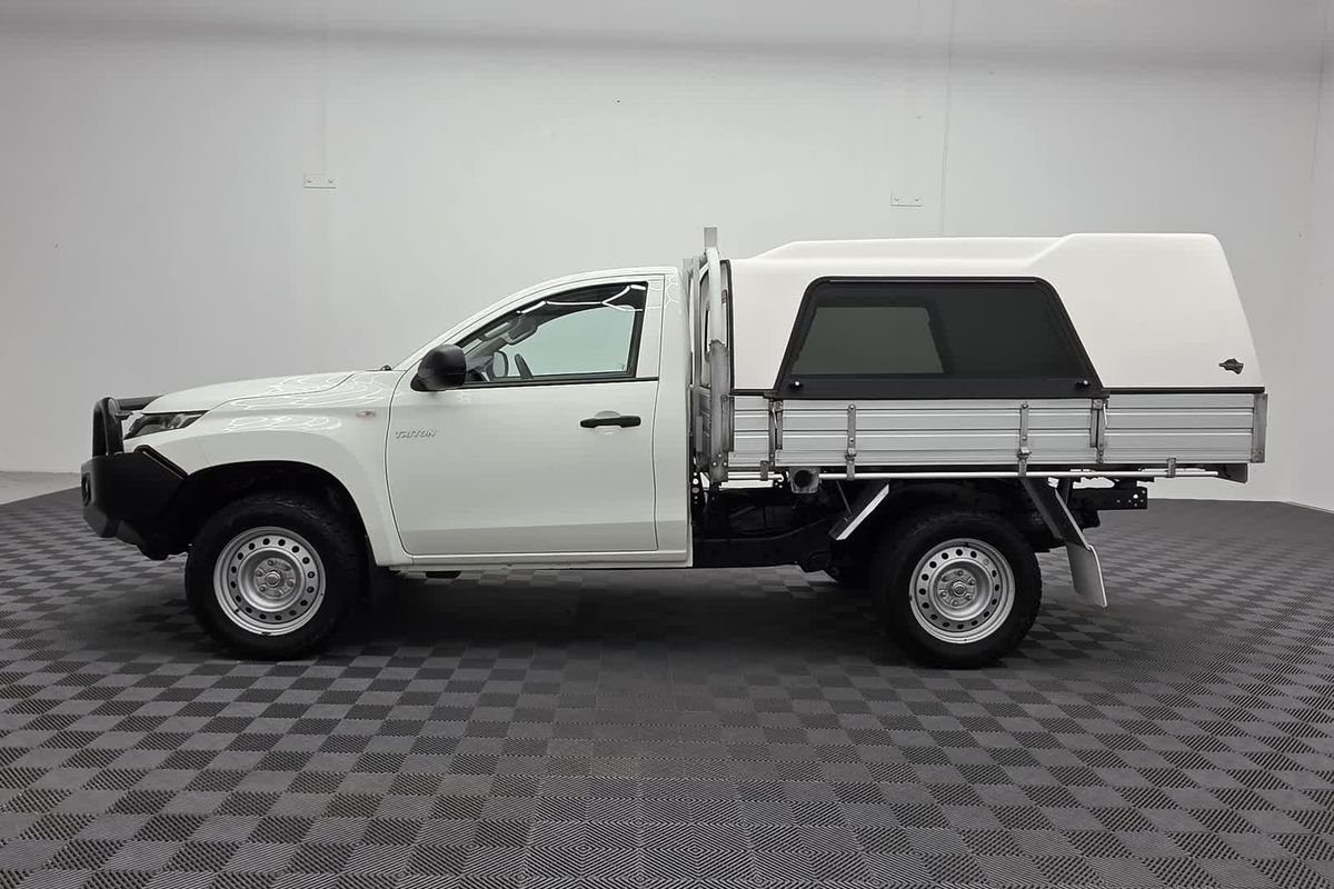 2022 Mitsubishi Triton GLX MR 4X4 image 12