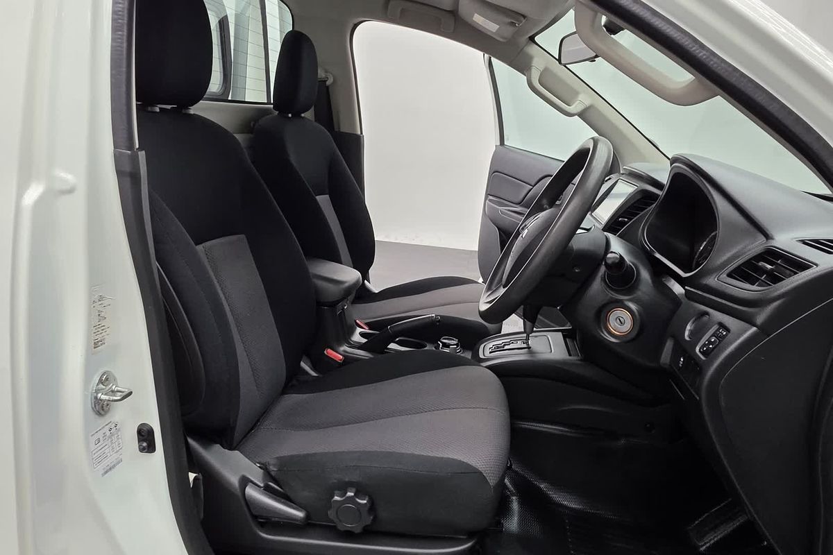 2022 Mitsubishi Triton GLX MR 4X4 image 20