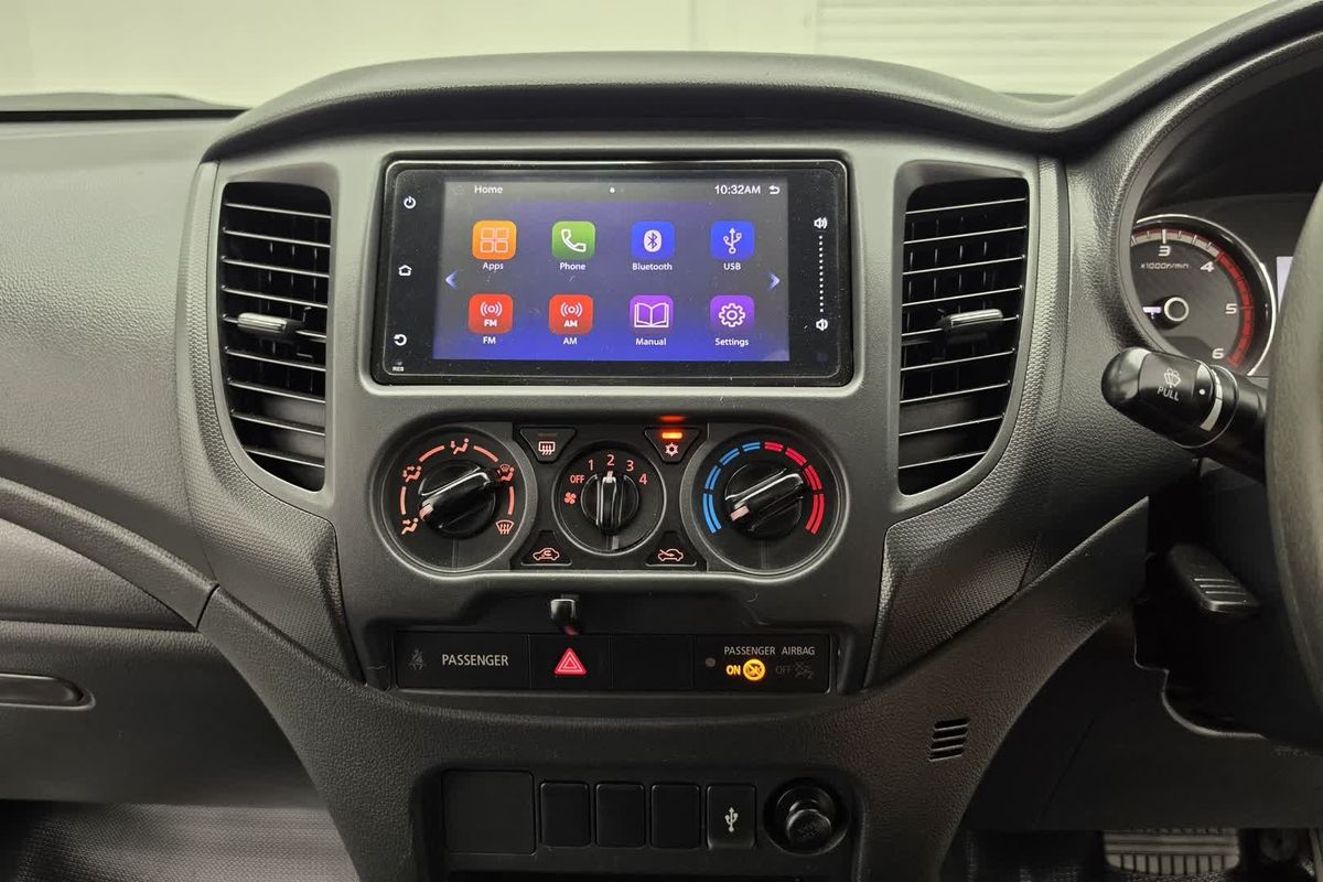 2022 Mitsubishi Triton GLX MR 4X4 image 28