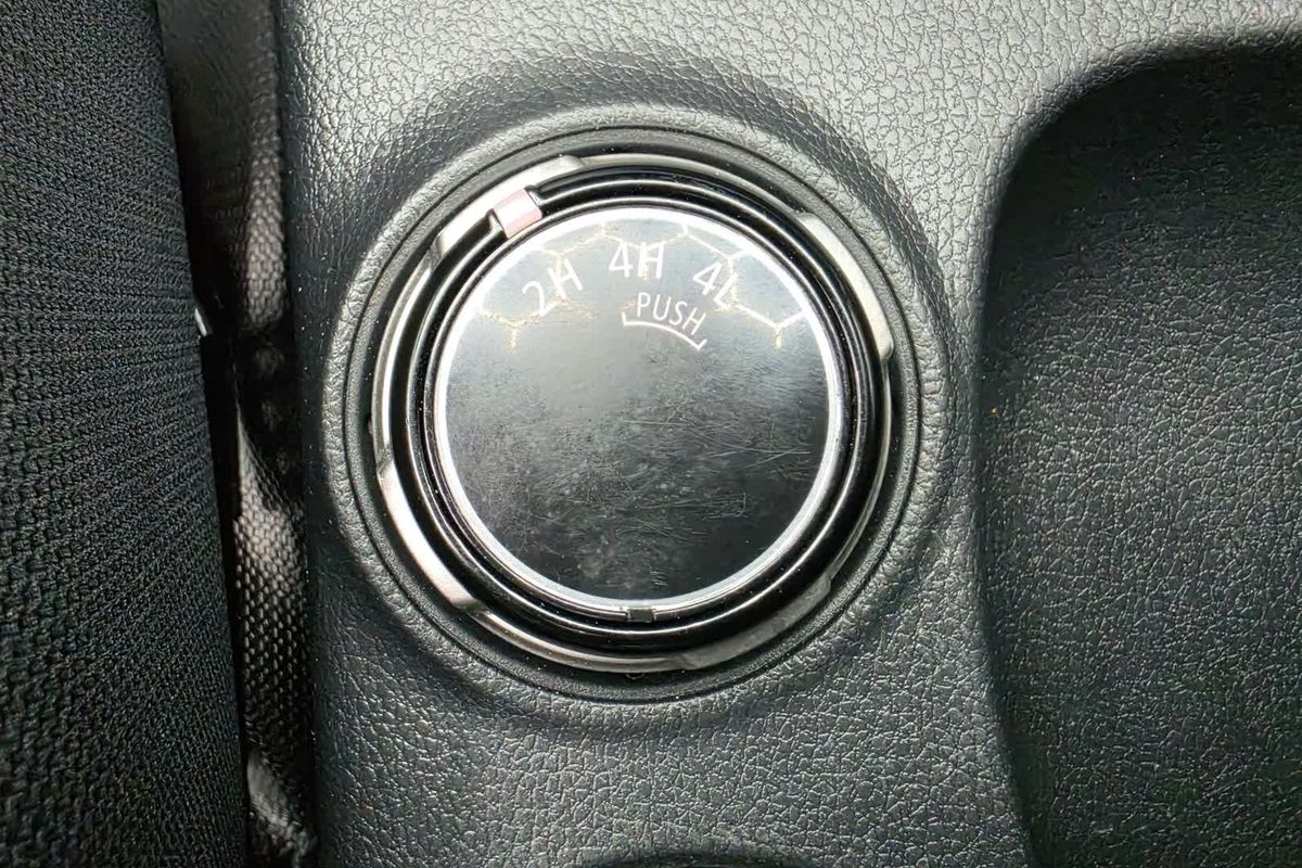 2022 Mitsubishi Triton GLX MR 4X4 image 30