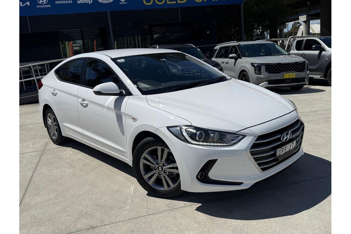 2017 Hyundai Elantra Active AD