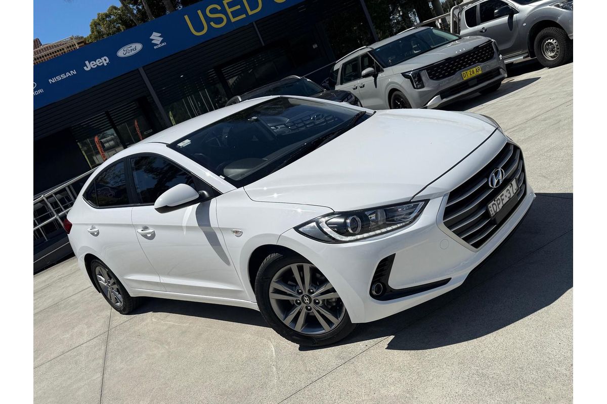 2017 Hyundai Elantra Active AD