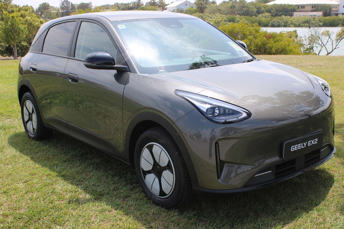2026 Geely EX2 Complete E22H