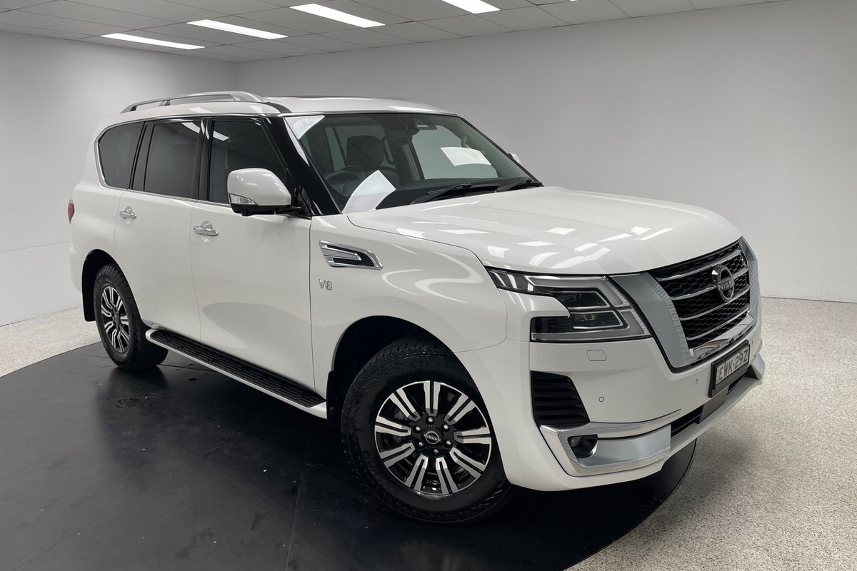 2022 Nissan Y62