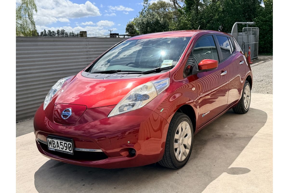 2016 Nissan LEAF