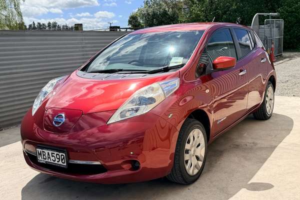 2016 Nissan LEAF