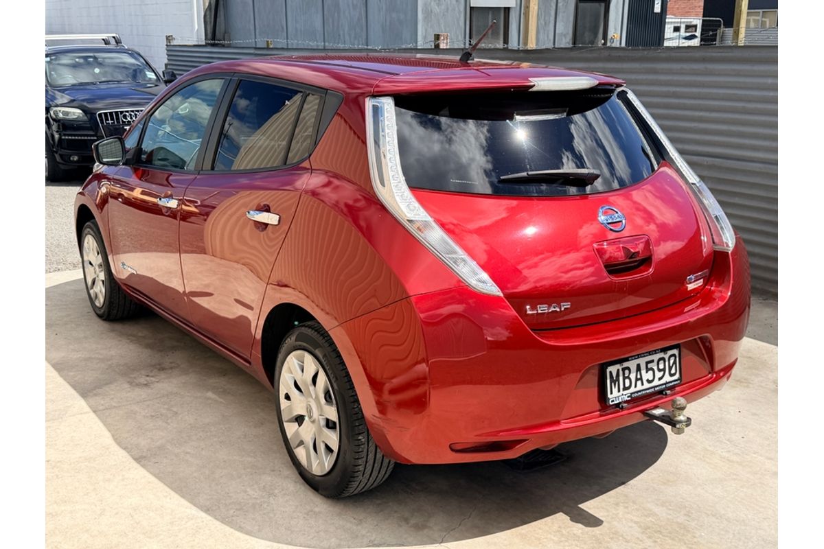 2016 Nissan LEAF