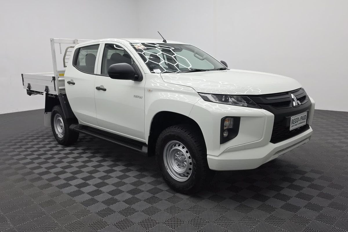 2023 Mitsubishi Triton GLX MR 4X4 image 7