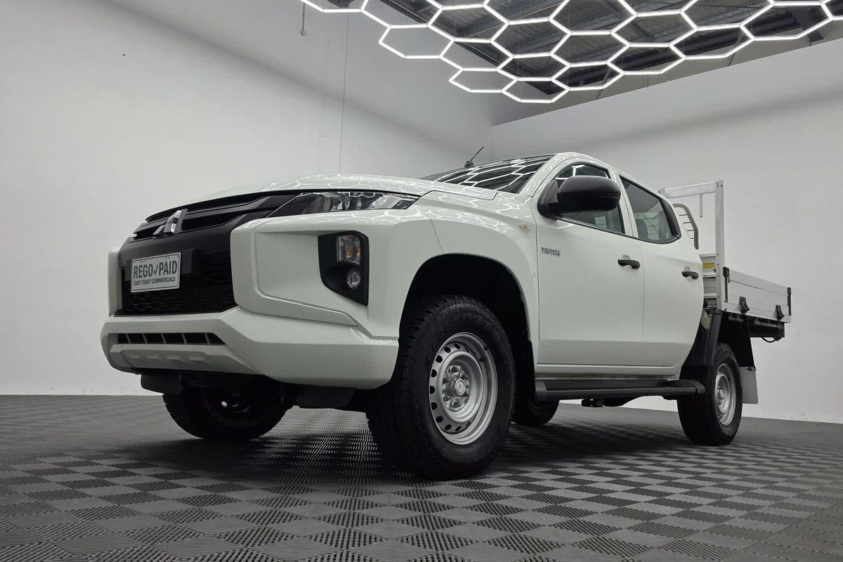 2023 Mitsubishi Triton GLX MR 4X4 image 10