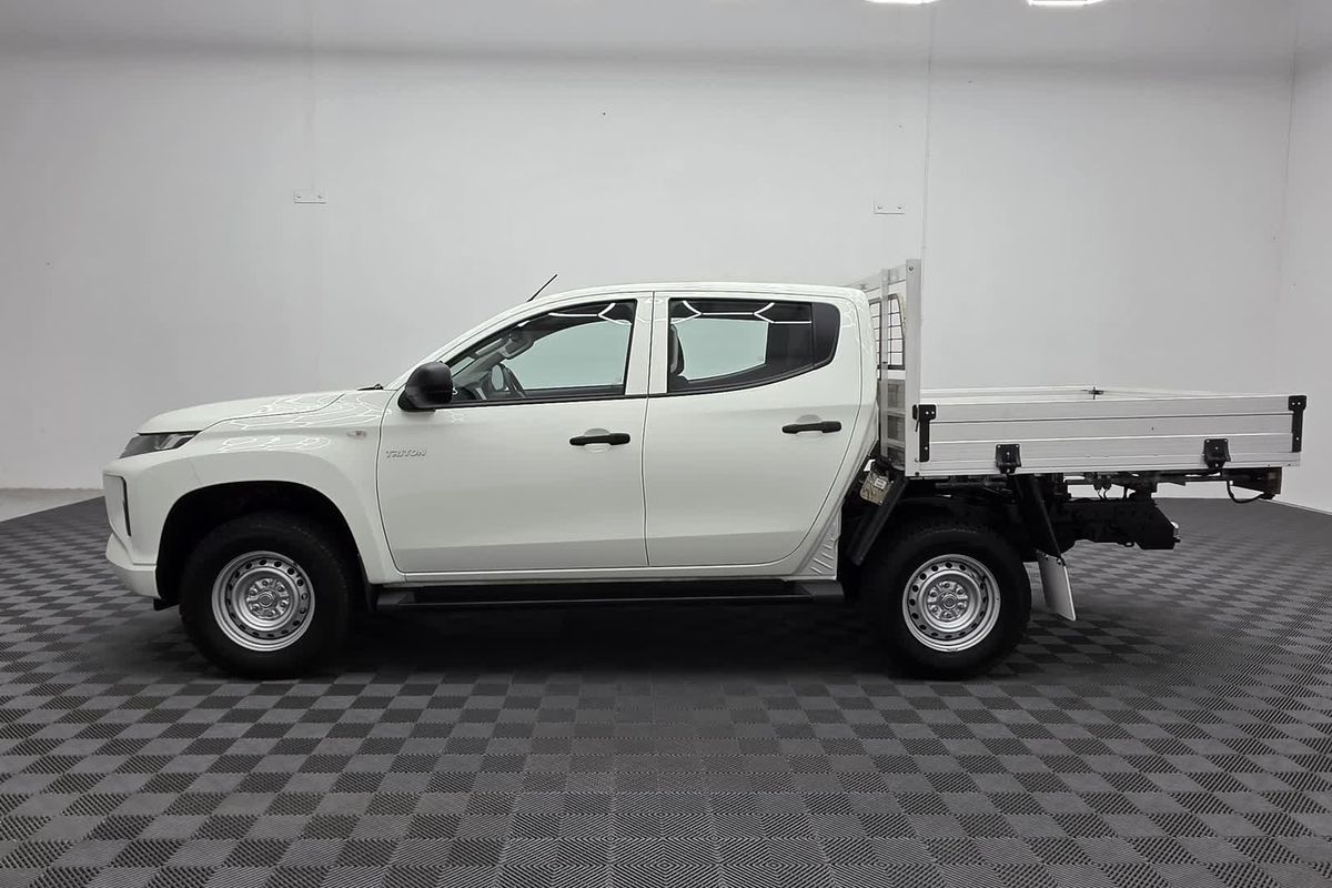 2023 Mitsubishi Triton GLX MR 4X4 image 12