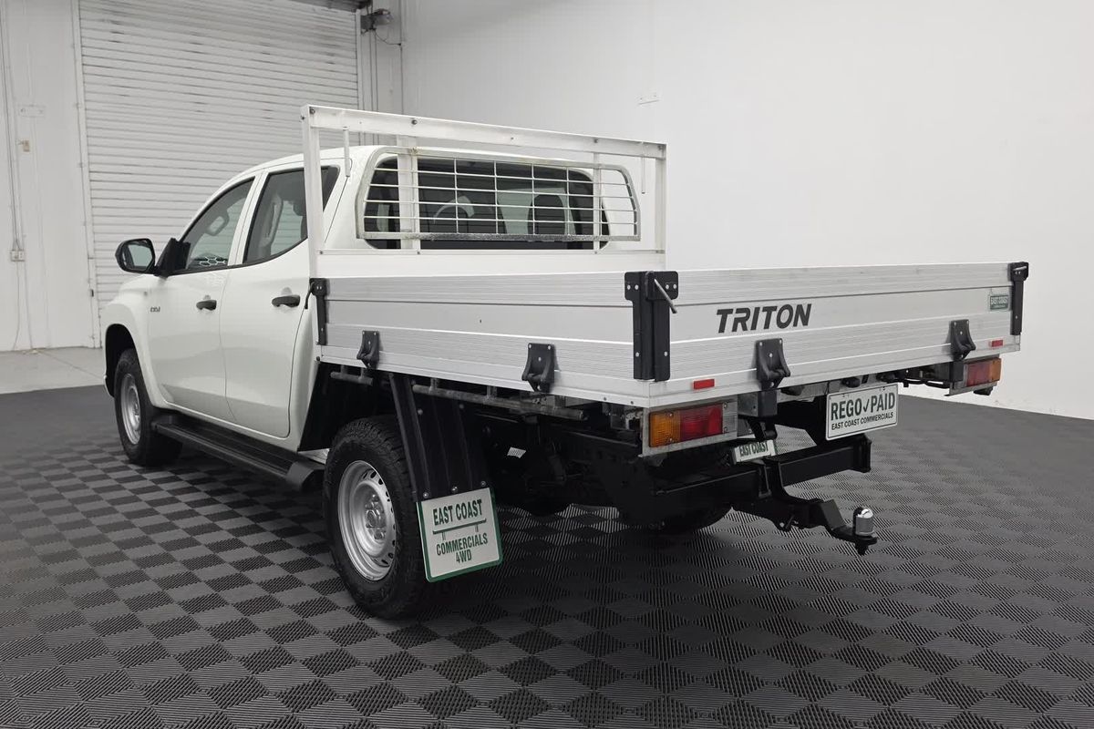 2023 Mitsubishi Triton GLX MR 4X4 image 13