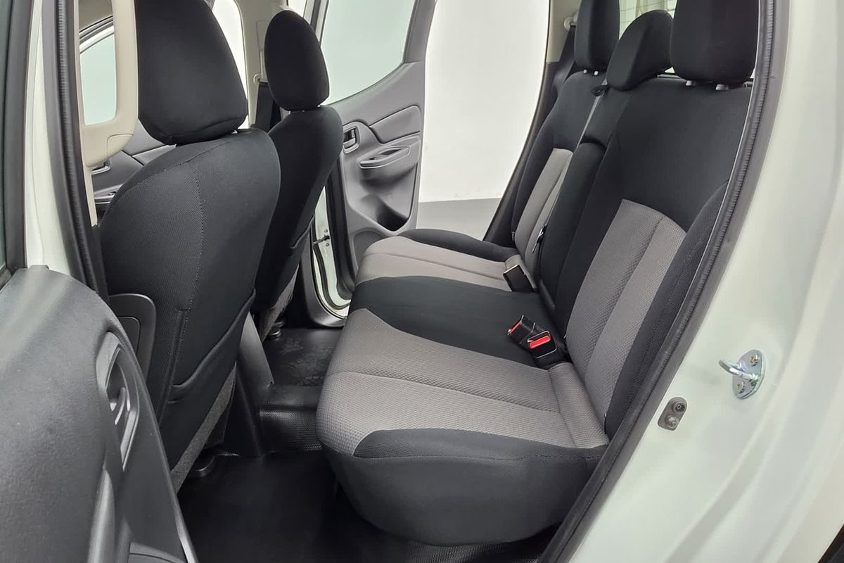 2023 Mitsubishi Triton GLX MR 4X4 image 27