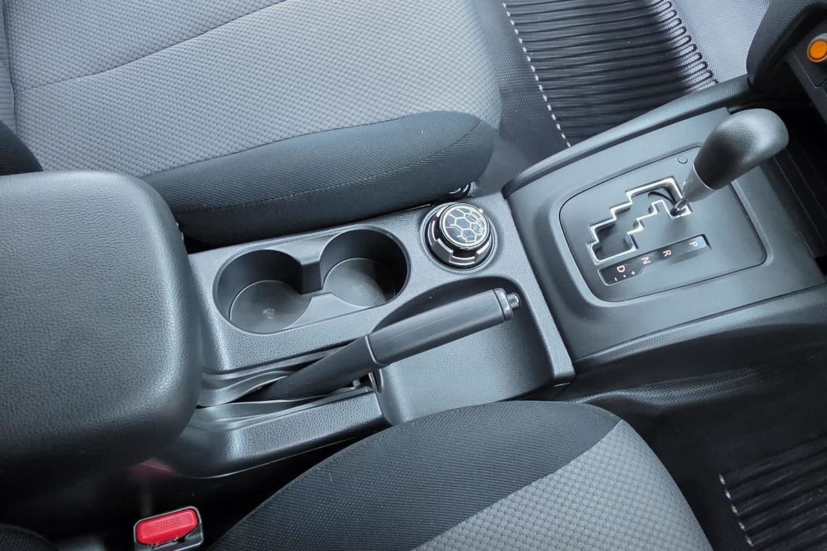 2023 Mitsubishi Triton GLX MR 4X4 image 32