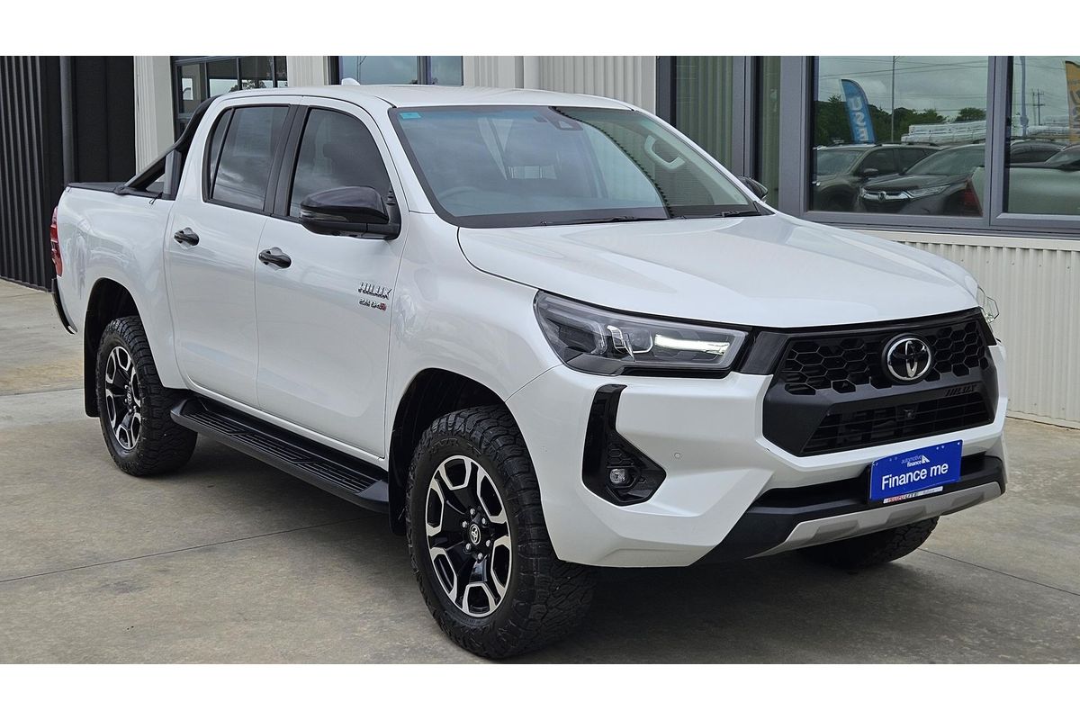 2024 Toyota Hilux SR5 48V GUN126R 4X4