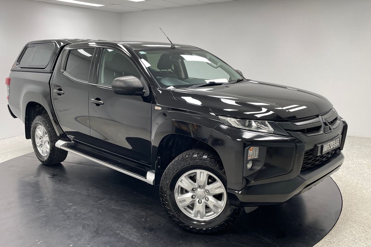 2019 Mitsubishi Triton GLX+ MR 4X4