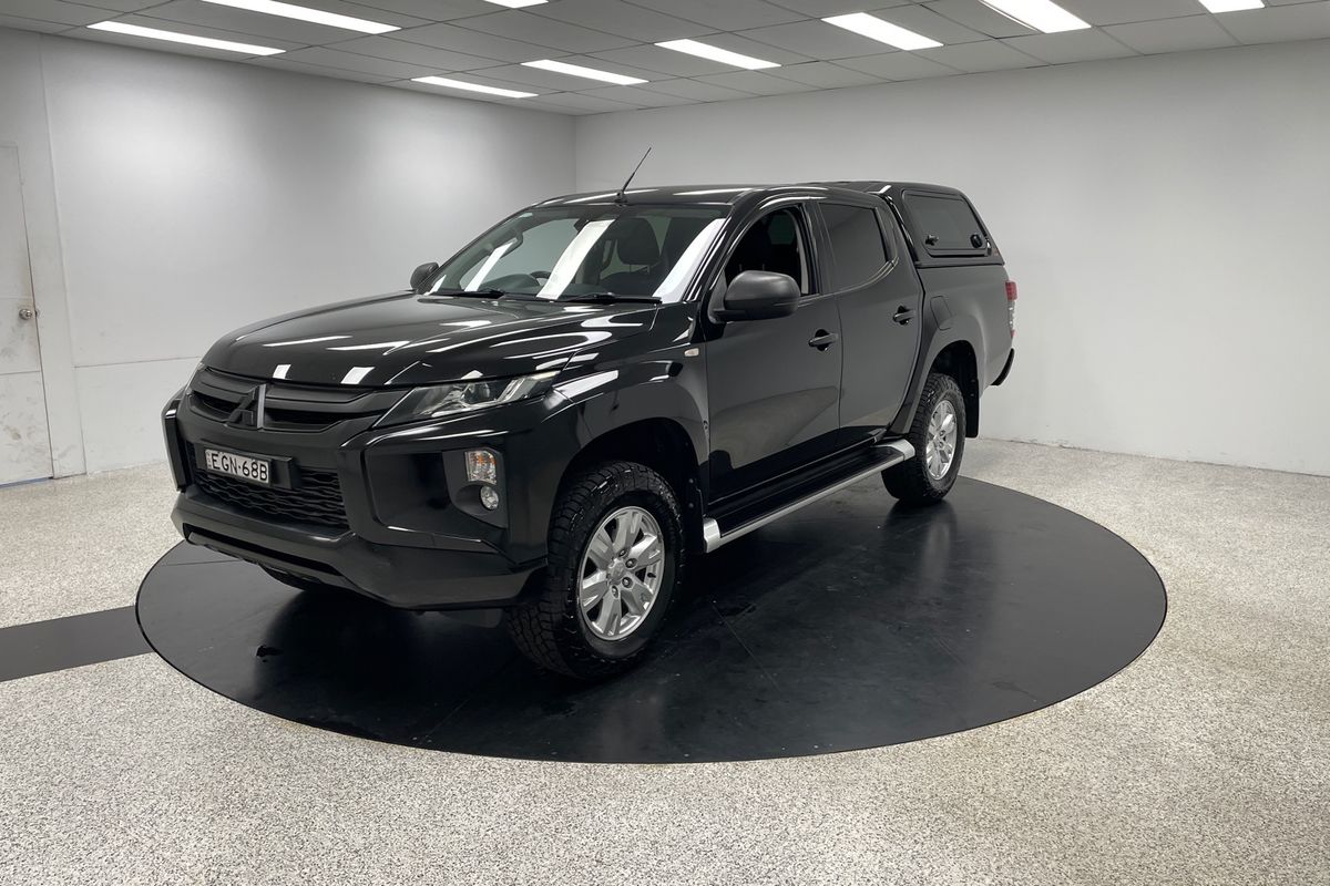 2019 Mitsubishi Triton GLX+ MR 4X4