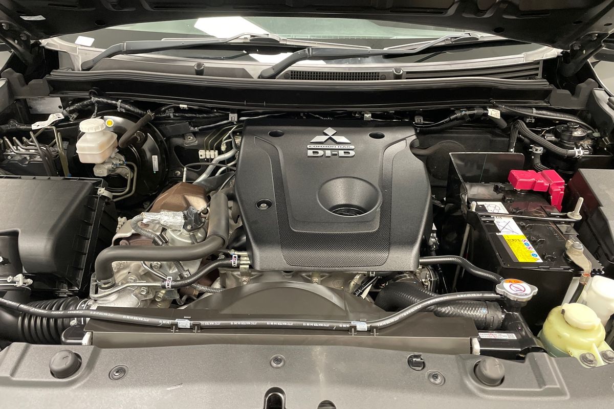 2019 Mitsubishi Triton GLX+ MR 4X4