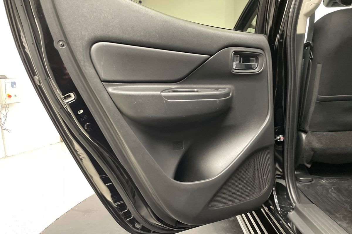 2019 Mitsubishi Triton GLX+ MR 4X4