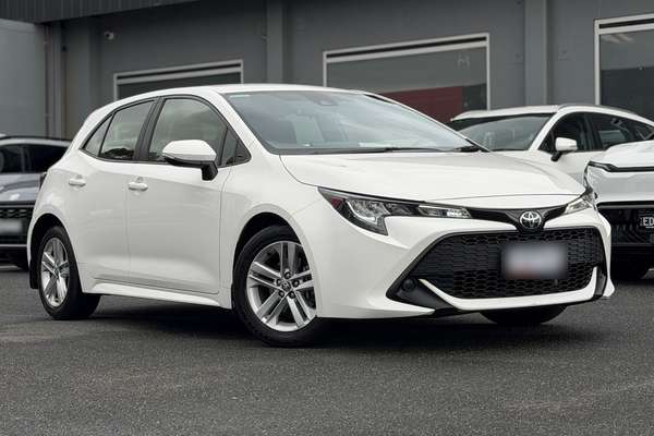 2018 Toyota Corolla Ascent Sport MZEA12R