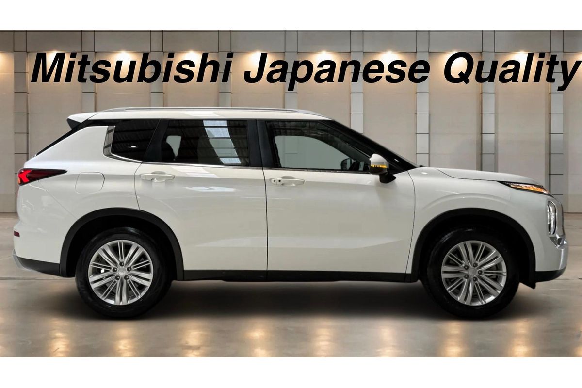 2024 Mitsubishi Outlander LS ZM