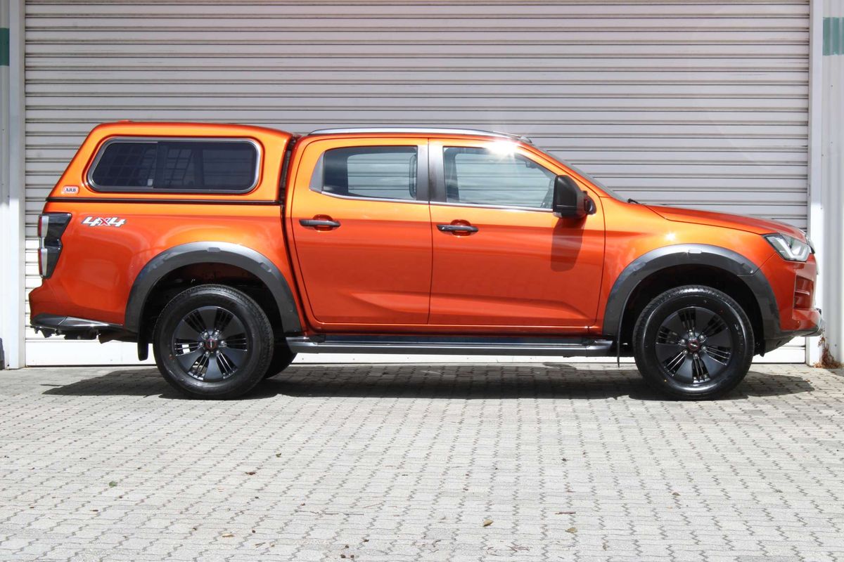 2022 Isuzu D-MAX X-TERRAIN 4X4