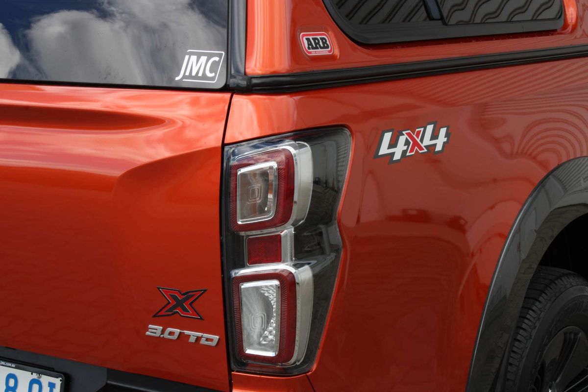 2022 Isuzu D-MAX X-TERRAIN 4X4