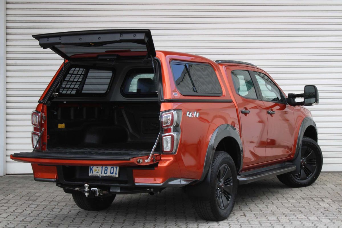 2022 Isuzu D-MAX X-TERRAIN 4X4
